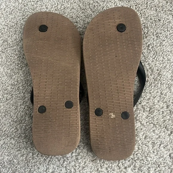 Havaianas Tan and Black Striped Flip Flops - Picture 3 of 3